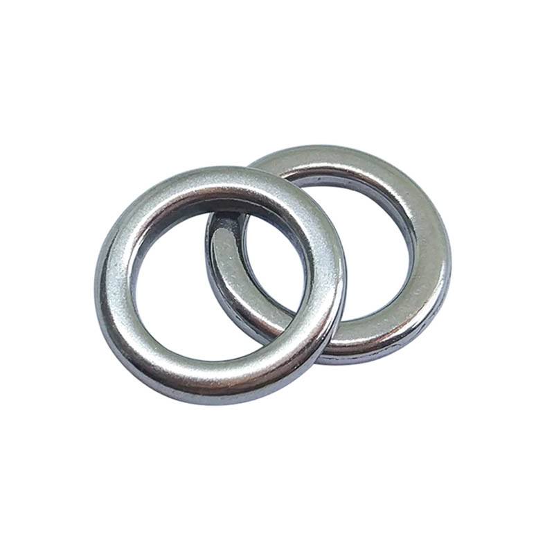 Banzai Solid Ring Anellini in Acciaio Inox